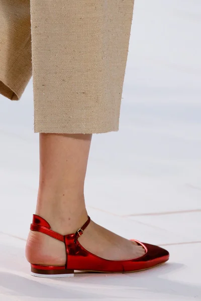Look 42